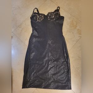 Cameo black snake skin dress S